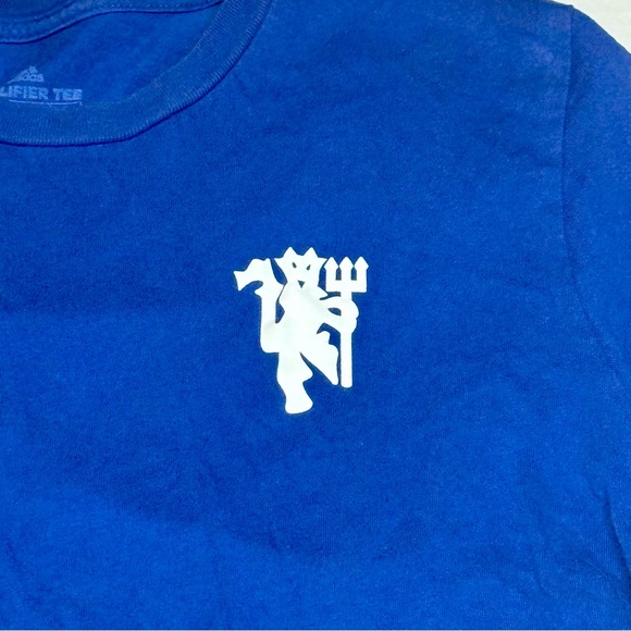 Cristiano Ronaldo 7 Manchester United Adidas boys L blue short sleeve tshirt - Picture 4 of 10